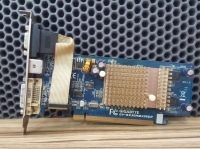 Видеокарта GIGABYTE Radeon X300 SE DDR SDRAM (б/у)