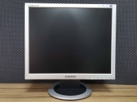 Монитор 19" дюймов Samsung SyncMaster 913N (1280x1024)(VGA)(деф)