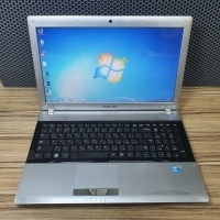 Ноутбук Samsung 15.6"(Intel Core I3-380M(2x2.53GHz)/3Gb/320Gb/Nvidia GeForce 315M)