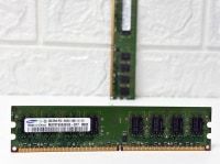 Оперативная память DDR2 2Gb 800MHz Samsung PC2-6400U-666-12-E3 (M378T5663EH3-CF7)(б/у)
