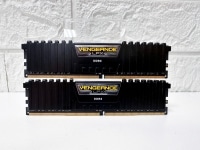 Оперативная память 8 ГБ DDR4 2666 МГц Corsair Vengeance LPX [CMK8GX4M2A2666C16]